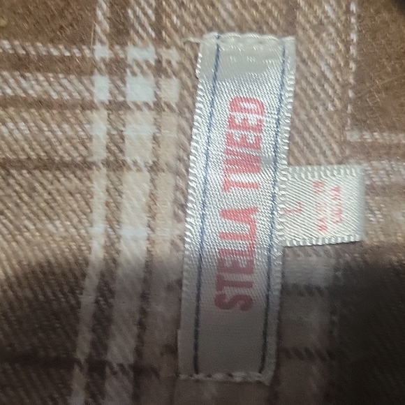 large Brown flannel - Picture 2 of 4